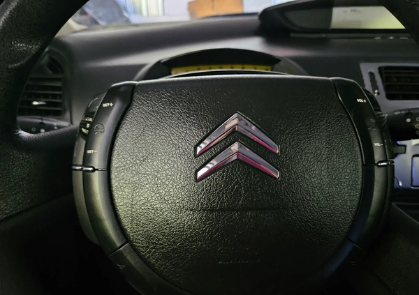 Citroen C4 cena 11500 przebieg: 176730, rok produkcji 2008 z Łobez małe 79